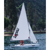 Ветроходна лодка Topaz